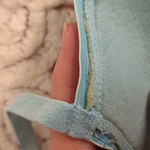 Vintage 34B Secret Treasures Underwire Bra *Yellowing from age* - Picture 5 of 8